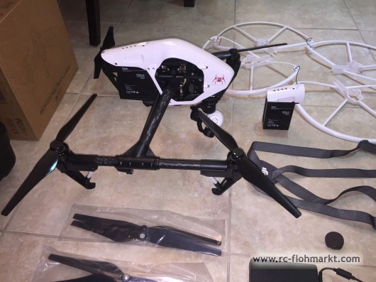 DJI Phantom 3 Professional Quadcopter with 4K Came