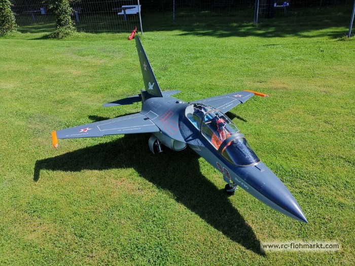 YAK130 von Jet Legend