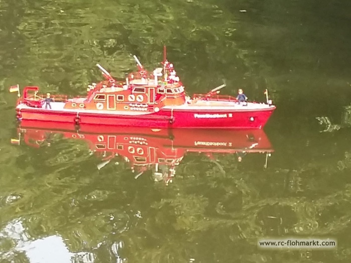 RC Feuerlschboot Dsseldorf