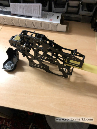 Raptor Carbon Main Frame