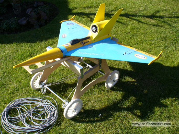 RC Deltaflugzeug 1060mm Spannw. 980mm Lang 10Blatt
