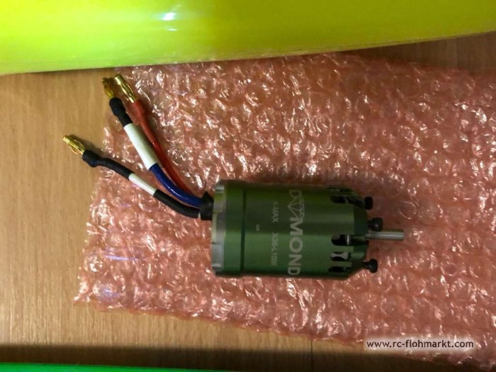 Hawk III mit neu Servos