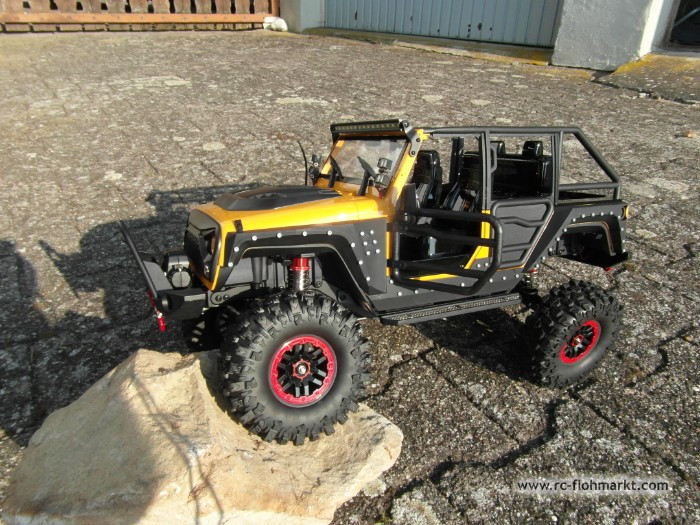 DF-Models DF-4S PRO Crawler 4WD 313mm 1:10 Scale DF-Models DF-4S PRO Crawler 4WD 313mm 1:10 Scale